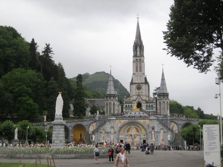 2015 lourdes pele esplanade