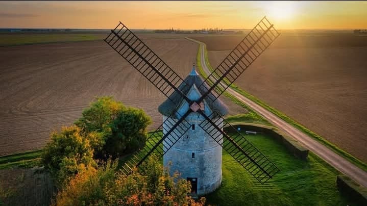 2025 MOULIN LES AILES