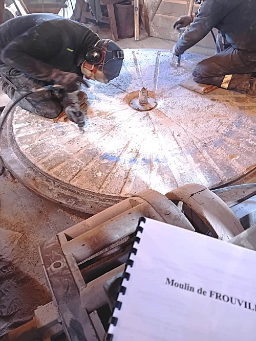 2025 rhabillage des meules 2500