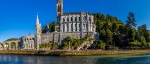 LOURDES VIGNETTE